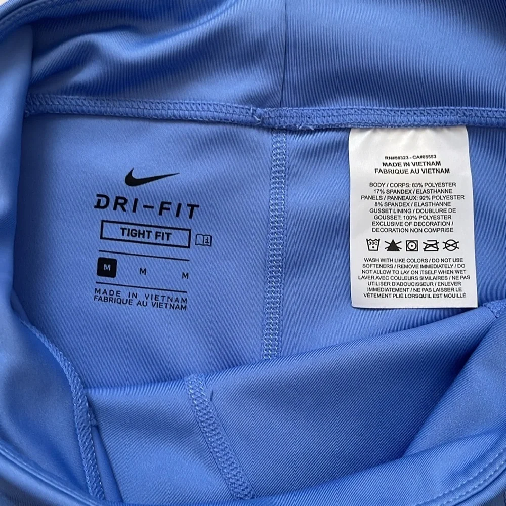 NWOT Girls Nike Dri-Fit Size Medium Blue & Pink Tight Fit Bike Shorts